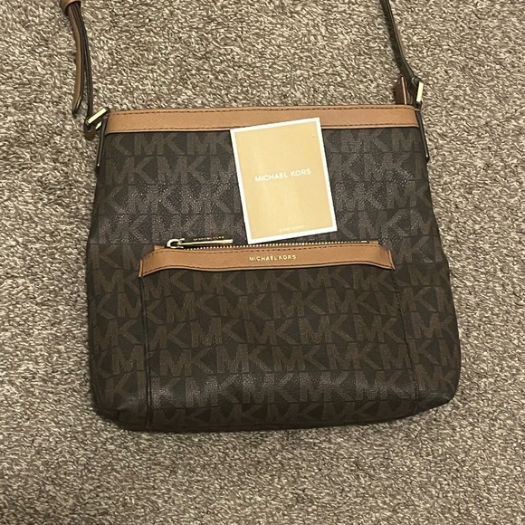 Michael Kors Tan and Brown Signature Crossbody Bag - Picture 14 of 14